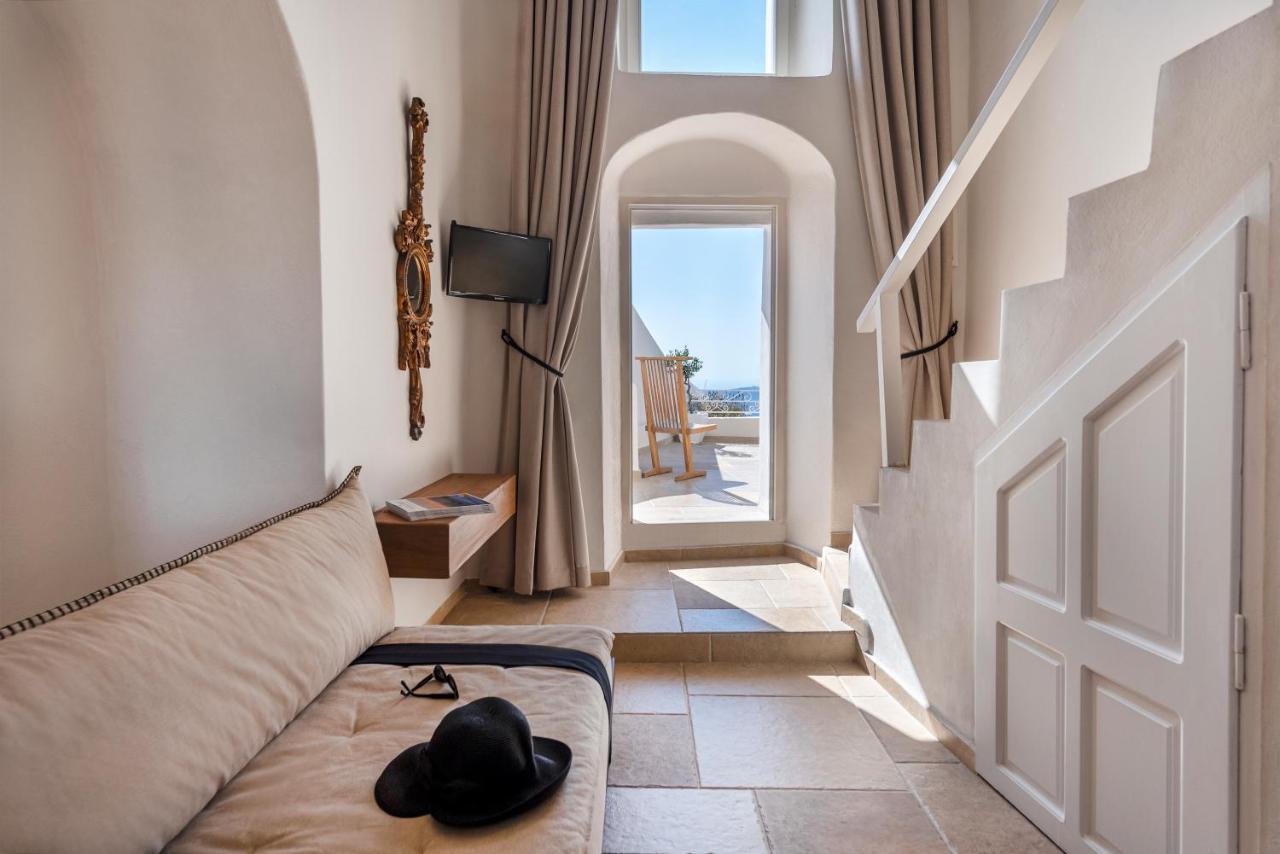 فندق إيميروفيغليفي  La Maltese Caldera Concept المظهر الخارجي الصورة